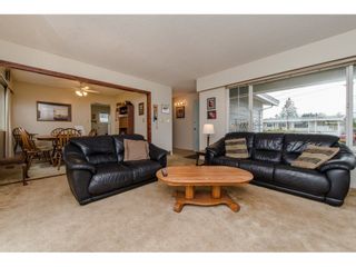 Photo 4: 9618 PAULA Crescent in Chilliwack: Chilliwack E Young-Yale House for sale : MLS®# R2145075
