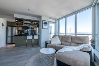 Photo 4: 2811 833 SEYMOUR Street in Vancouver: Downtown VW Condo for sale in "CAPITOL RESIDENCE" (Vancouver West)  : MLS®# R2357159