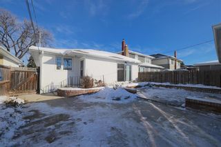 Photo 39: 330 Matheson Avenue in Winnipeg: West Kildonan Residential for sale (4D)  : MLS®# 202225900