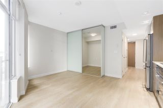 Photo 2: 202 161 E 1ST Avenue in Vancouver: Mount Pleasant VE Condo for sale in "BLOCK 100" (Vancouver East)  : MLS®# R2143675
