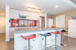 Photo 3: 1203 108 W CORDOVA Street in Vancouver: Downtown VW Condo for sale in "Woodward W32" (Vancouver West)  : MLS®# R2111852