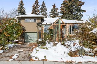 Photo 2: 36 Carnarvon Way NW in Calgary: Cambrian Heights Detached for sale : MLS®# A2007289