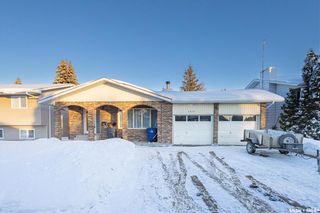 Photo 1: 1315 Acadia Drive in Saskatoon: Wildwood Residential for sale : MLS®# SK917363