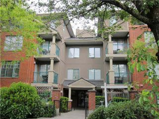 Photo 1: 302 929 W 16TH Avenue in Vancouver: Fairview VW Condo for sale in "OAKVIEW GARDEN" (Vancouver West)  : MLS®# V1122084