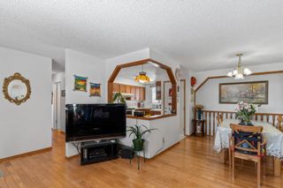 Photo 8: 215 Rundlehorn Crescent NE in Calgary: Rundle Detached for sale : MLS®# A1207340