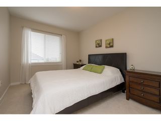 Photo 13: 21091 79A Avenue in Langley: Willoughby Heights Condo for sale in "Yorkton South" : MLS®# R2252782