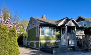 Main Photo: 875 Phoenix St in Esquimalt: Es Old Esquimalt House for sale : MLS®# 961049