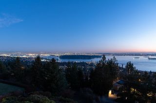 Main Photo: 45 2236 FOLKESTONE Way in West Vancouver: Panorama Village Townhouse for sale in "PANORAMA GARDENS" : MLS®# R2748345