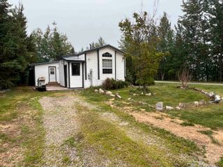 Photo 2: 2 BIJOUX Drive in Mackenzie: Mackenzie -Town Manufactured Home for sale : MLS®# R2789261