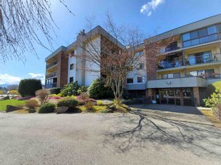 Photo 2: 1206 45650 MCINTOSH Drive in Chilliwack: Chilliwack W Young-Well Condo for sale in "Phoenixdale" : MLS®# R2595228