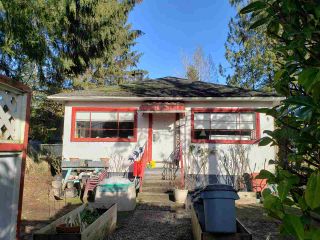 Photo 1: 11086 PRINCESS Street in Maple Ridge: Southwest Maple Ridge House for sale : MLS®# R2535580