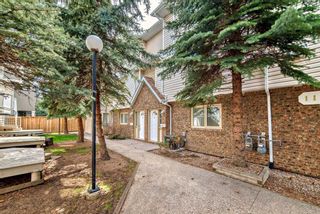 Main Photo: 5 119 23 Avenue NE in Calgary: Tuxedo Park Row/Townhouse for sale : MLS®# A2135816