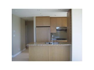 Photo 5: 901 1333 W 11TH Avenue in Vancouver: Fairview VW Condo for sale in "SAKURA" (Vancouver West)  : MLS®# V885344