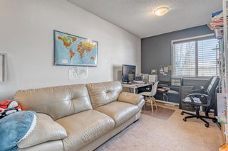 Photo 18: 225 Elgin Place SE in Calgary: McKenzie Towne Semi Detached (Half Duplex) for sale : MLS®# A2032835