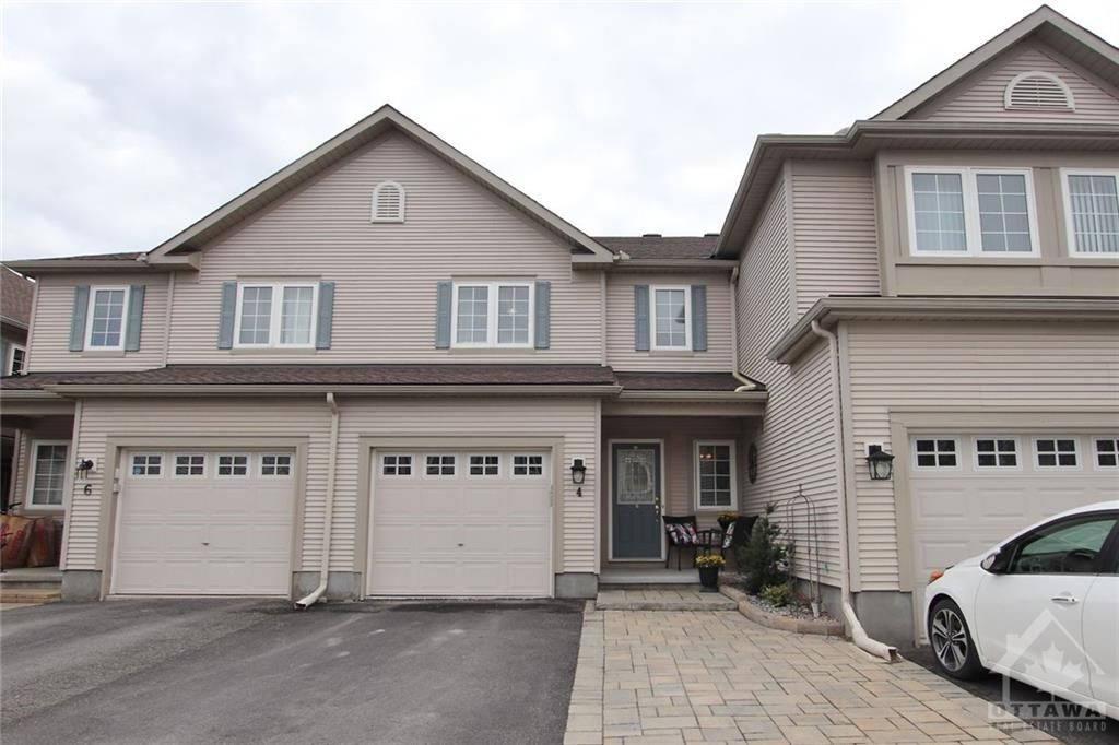 Main Photo: 4 Fieldberry Pv in Ottawa: Barrhaven Residential for sale : MLS®# 1295363