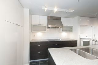 Photo 20: 167 W 2nd Street in North Vancouver: Lower Lonsdale Townhouse for sale : MLS®# R2214867