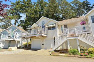 Photo 1: 3617 1507 QUEENSBURY Ave in Saanich: SE Cedar Hill Row/Townhouse for sale (Saanich East)  : MLS®# 909360