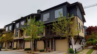 Photo 1: 38336 EAGLEWIND Boulevard in Squamish: Downtown SQ Townhouse for sale in "Eaglewind - Streams Phase 2" : MLS®# R2455416