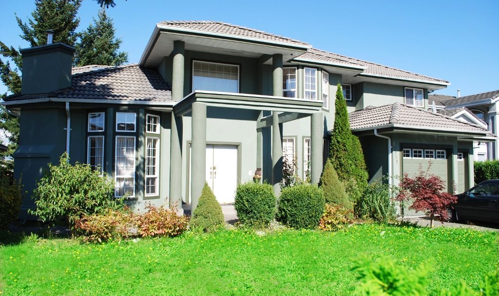 Main Photo: 12235 98A Avenue in Surrey: Cedar Hills House for sale (North Surrey)  : MLS®# F1028747