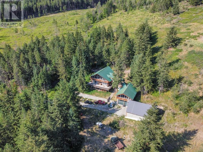 FEATURED LISTING: 842 Grand Oro Road Kaleden