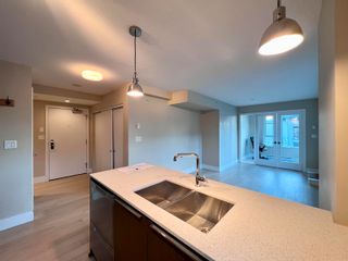 Photo 3: 505 538 W 7TH Avenue in Vancouver: Fairview VW Condo for sale in "Cambie + 7" (Vancouver West)  : MLS®# R2779059