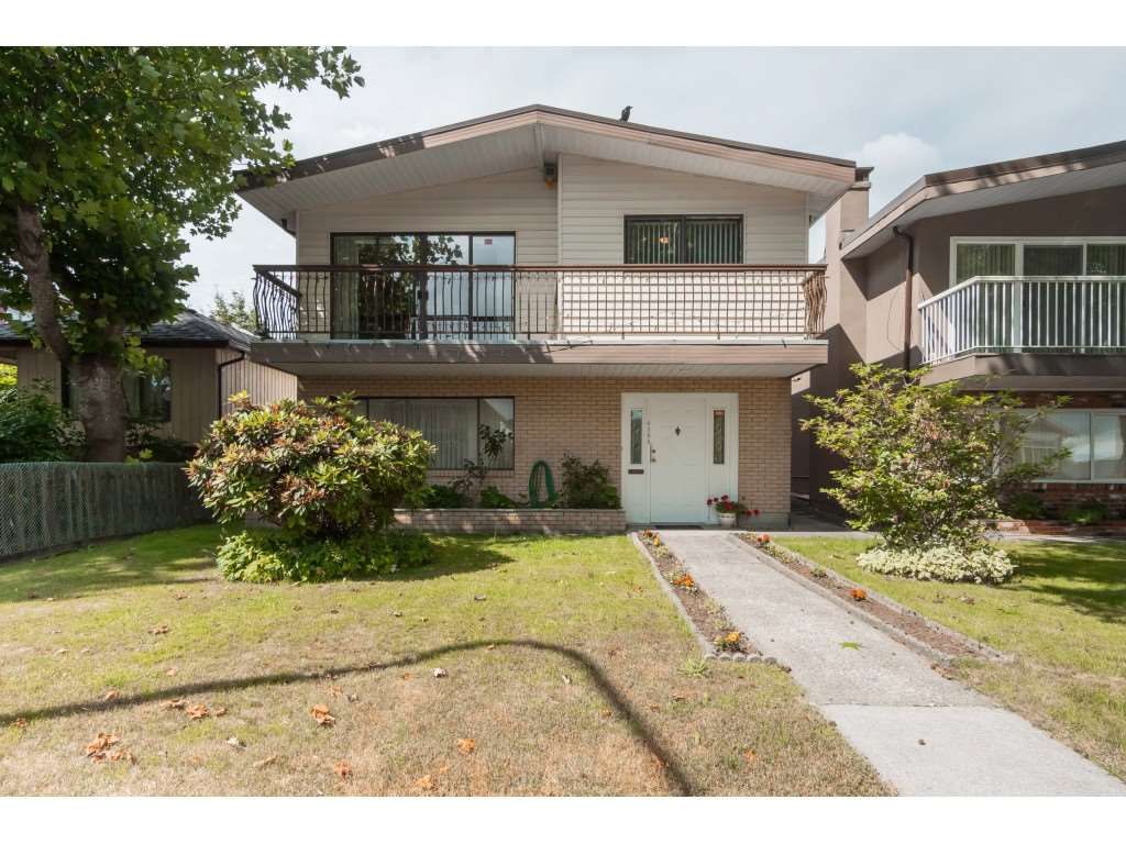 Main Photo: 4365 PARKER Street in Burnaby: Willingdon Heights House for sale (Burnaby North)  : MLS®# R2387016