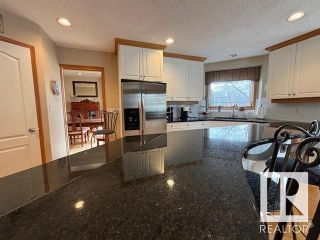 Photo 12: 755 WELLS Wynd in Edmonton: Zone 20 House for sale : MLS®# E4382492