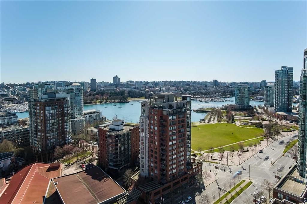 Main Photo: 2103 212 DAVIE Street in Vancouver: Yaletown Condo for sale in "Parkview Gardens" (Vancouver West)  : MLS®# R2716038
