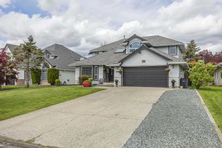 Photo 2: 18551 60A Avenue in Surrey: Cloverdale BC House for sale in "Eaglecrest" (Cloverdale)  : MLS®# R2690213