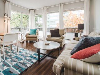 Photo 2: 301 1412 W 14TH Avenue in Vancouver: Fairview VW Condo for sale in "Landmark Sunset" (Vancouver West)  : MLS®# R2219380