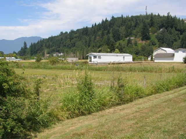 Photo 1: Photos: 9695 PREST RD in Chilliwack: East Chilliwack House for sale : MLS®# H2152597