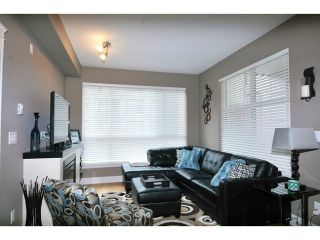 Photo 2: 201 2343 ATKINS Avenue in Port Coquitlam: Central Pt Coquitlam Condo for sale in "PEARL" : MLS®# V1070597