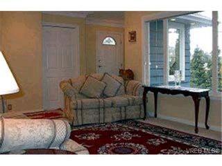 Photo 9: 1430 Simon Rd in VICTORIA: SE Mt Doug House for sale (Saanich East)  : MLS®# 305795