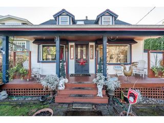 Photo 1: 409 E 6TH Street in North Vancouver: Lower Lonsdale House for sale : MLS®# R2530898