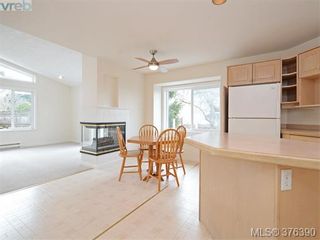 Photo 5: 3459 Waterloo Pl in VICTORIA: SE Mt Tolmie House for sale (Saanich East)  : MLS®# 755573