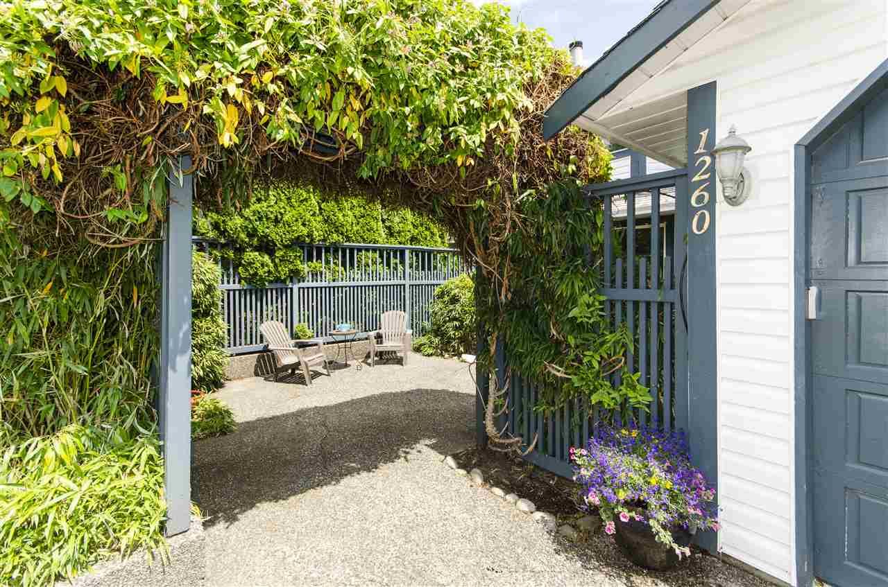 Main Photo: 1260 BEAUFORT Road in North Vancouver: Indian River House for sale : MLS®# R2462095