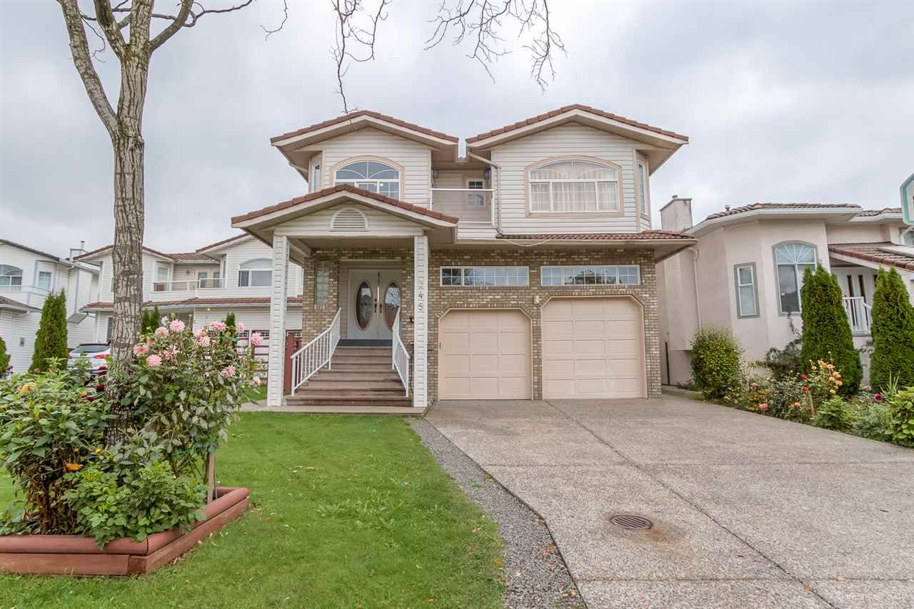 Main Photo: 345 MCGILLIVRAY Place in NEW WEST: Queensborough House for sale (New Westminster)  : MLS®# R2007825