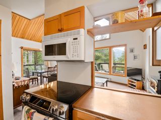 Photo 7: 8271 ALPINE Way in Whistler: Alpine Meadows House for sale in "Alpine Meadows" : MLS®# R2699290
