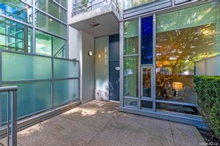 Main Photo: 102 REGIMENT Square in Vancouver: Downtown VW Townhouse for sale (Vancouver West)  : MLS®# R2706445
