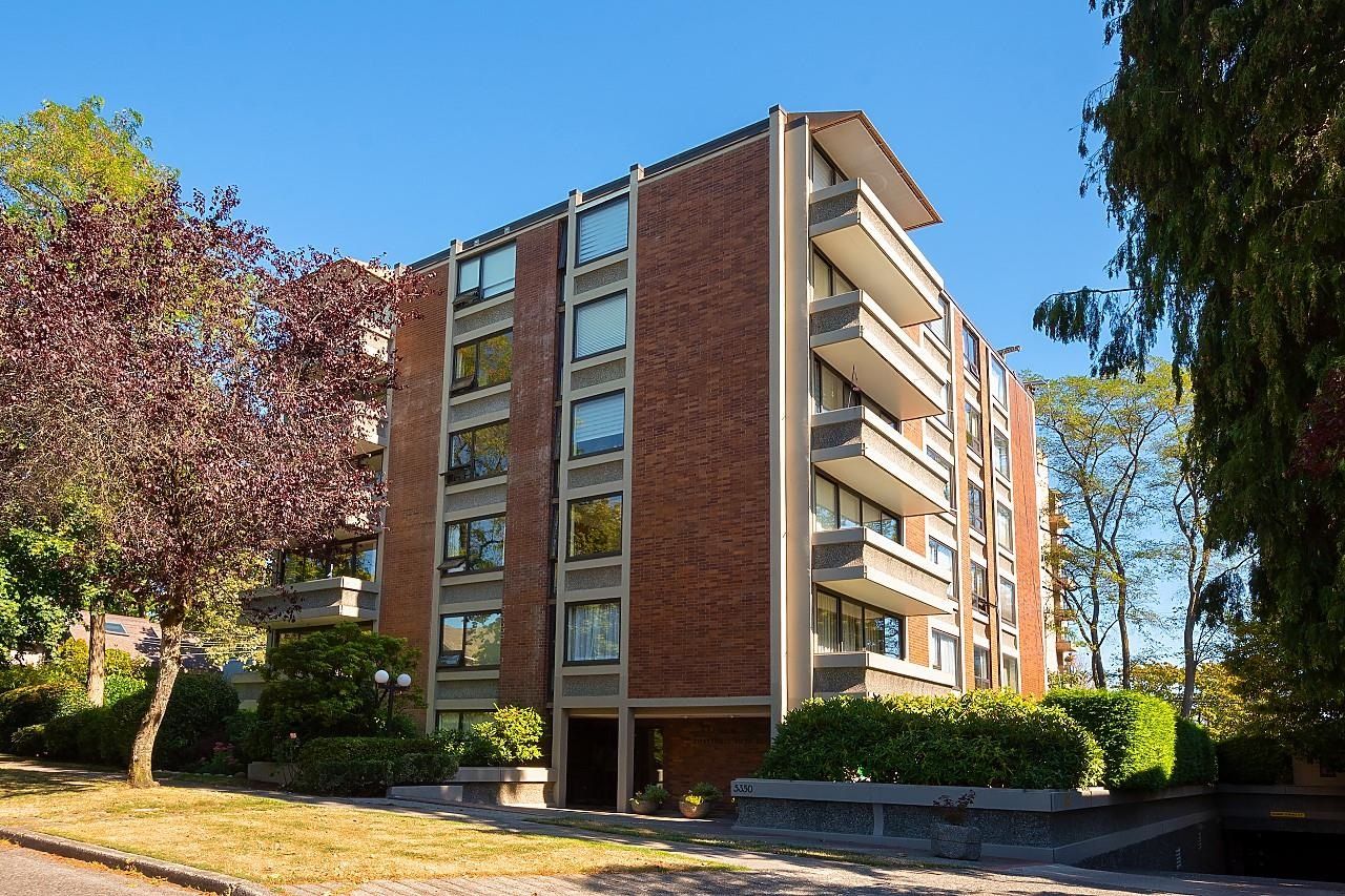Main Photo: 302 5350 BALSAM Street in Vancouver: Kerrisdale Condo for sale (Vancouver West)  : MLS®# R2725897