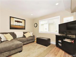 Photo 15: 2422 Twin View Dr in VICTORIA: CS Tanner House for sale (Central Saanich)  : MLS®# 650303
