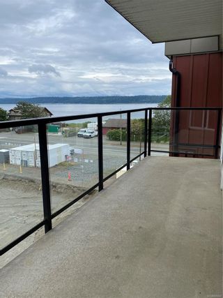 Photo 3: 404 872 S Island Hwy in Campbell River: CR Campbell River Central Condo for sale : MLS®# 909007