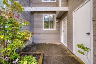 Photo 4: 3427 LYNMOOR Place in Vancouver: Champlain Heights Townhouse for sale in "MOORPARK "B"" (Vancouver East)  : MLS®# R2689620