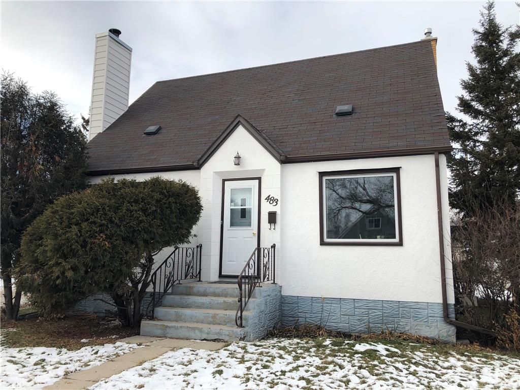 Main Photo: 483 Notre Dame Street in Winnipeg: St Boniface Residential for sale (2A)  : MLS®# 1931827