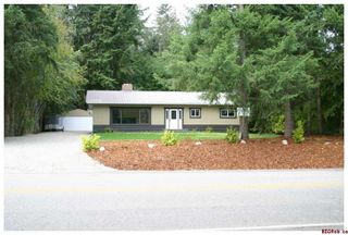 Photo 1: 2478 Blind Bay Road in Blind Bay: House for sale : MLS®# Bank Sale: 10023674