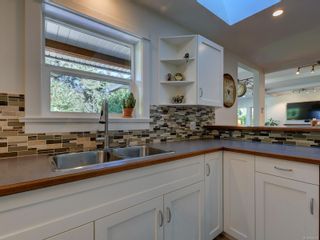 Photo 13: 662 Hoylake Ave in Langford: La Thetis Heights House for sale : MLS®# 856584