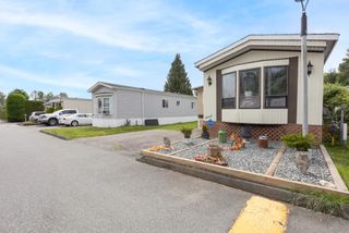 Photo 3: 88 3300 HORN Street in Abbotsford: Central Abbotsford Manufactured Home for sale : MLS®# R2700675