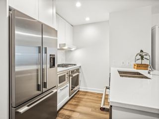 Photo 6: 319 46 9 Street NE in Calgary: Bridgeland/Riverside Apartment for sale : MLS®# A2017397
