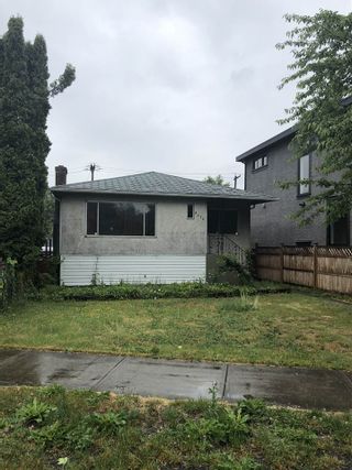 Photo 1: 3475 COPLEY Street in Vancouver: Grandview VE House for sale (Vancouver East)  : MLS®# R2275172