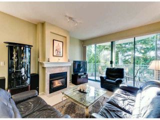 Photo 5: 305 1725 MARTIN Drive in Surrey: Sunnyside Park Surrey Condo for sale in "SOUTHWYND" (South Surrey White Rock)  : MLS®# F1427868